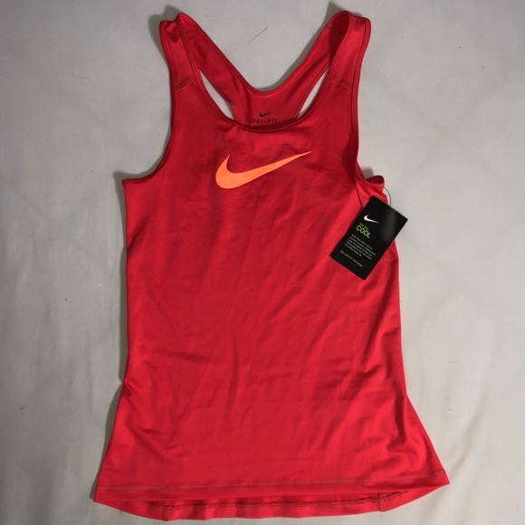 Nike Tops - NWT Nike DriFit Top